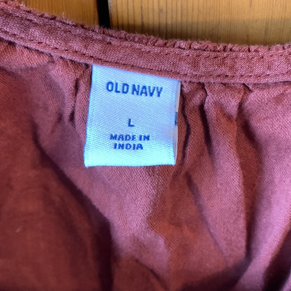 Old Navy Blouse Pink/Red, size L - Picture 4 of 5